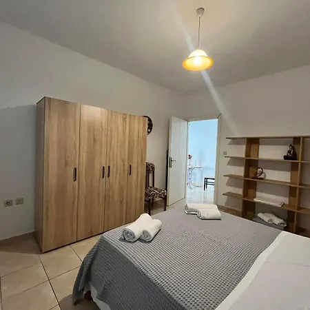 West Side Apartment *